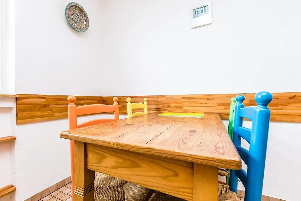 Apartment Koeln Neubrueck Colonia
